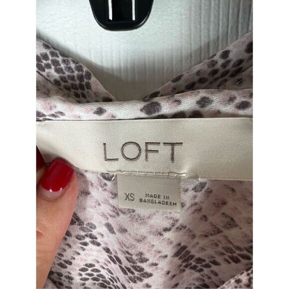 Loft Womens Blouse Size XS - Picture 2 of 4